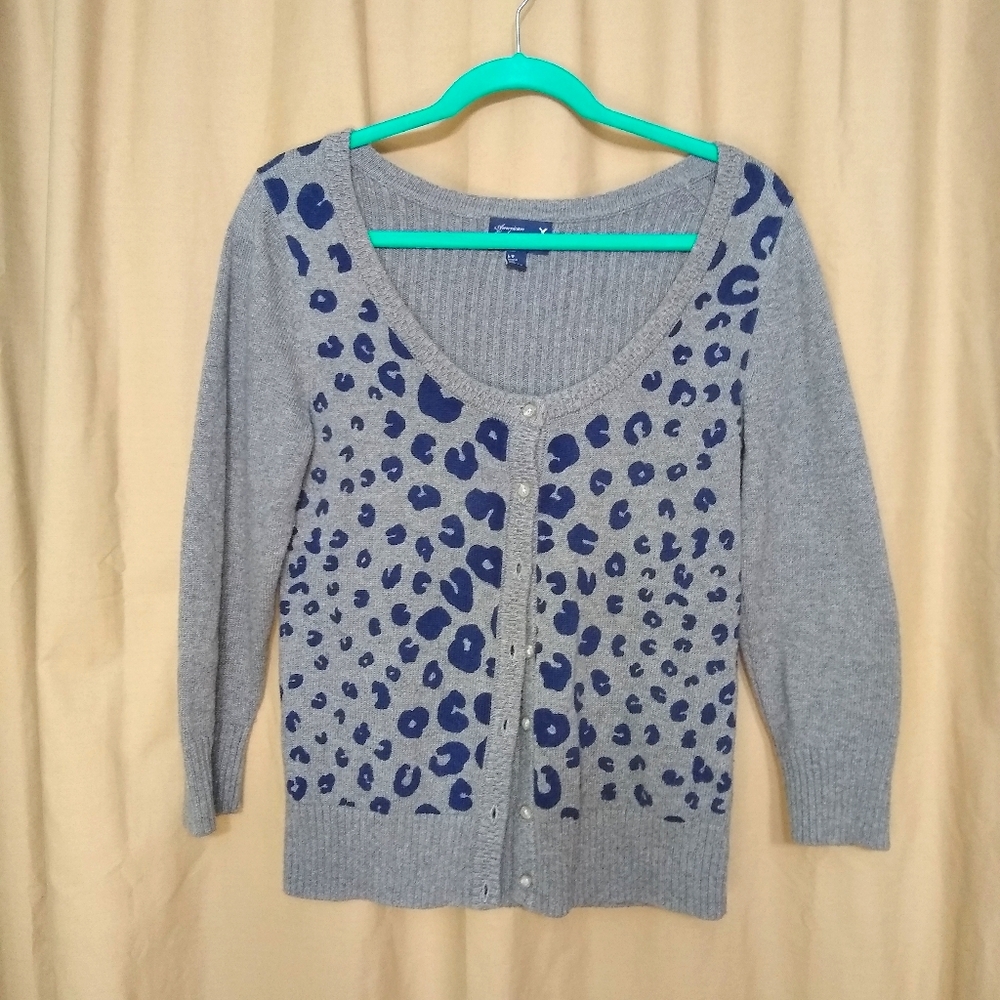 American Eagle gray & blue leopard print button front cotton cardigan